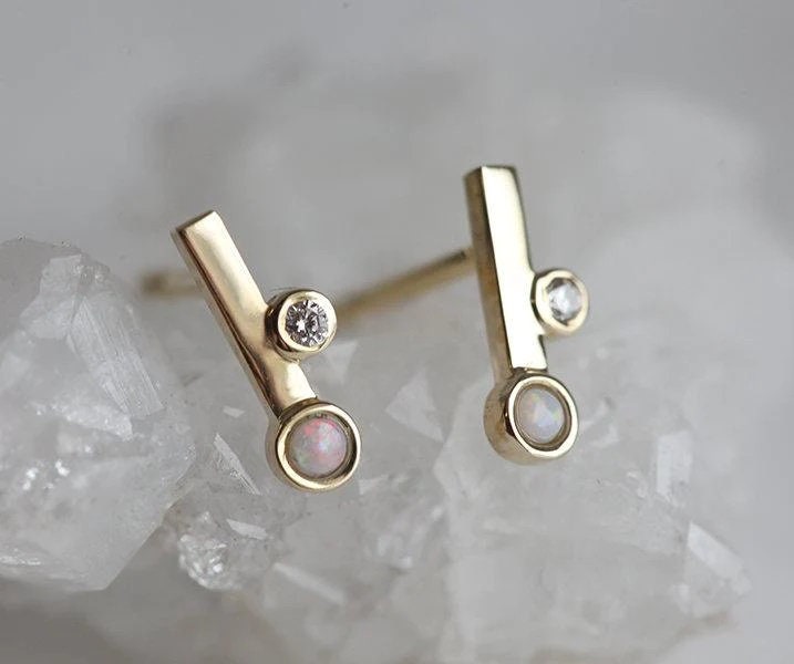 14k gold Opal stud earring, anniversary gift, birthday gift, gift for her, mothers day gift, Diamond Earrings, Gold Earrings, Opal Studs