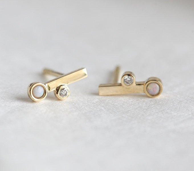 14k gold Opal stud earring, anniversary gift, birthday gift, gift for her, mothers day gift, Diamond Earrings, Gold Earrings, Opal Studs