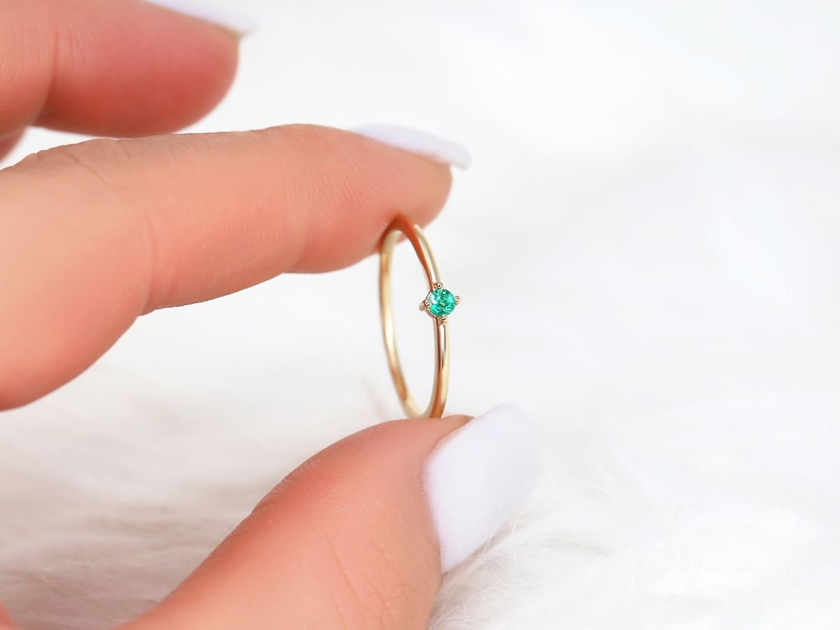 Natural Emerald Ring-14K Gold Emerald Ring For Women Engagement-Green Stone Ring-Dainty Emerald Ring-Raw Crystal Ring-Genuine Emerald Ring-