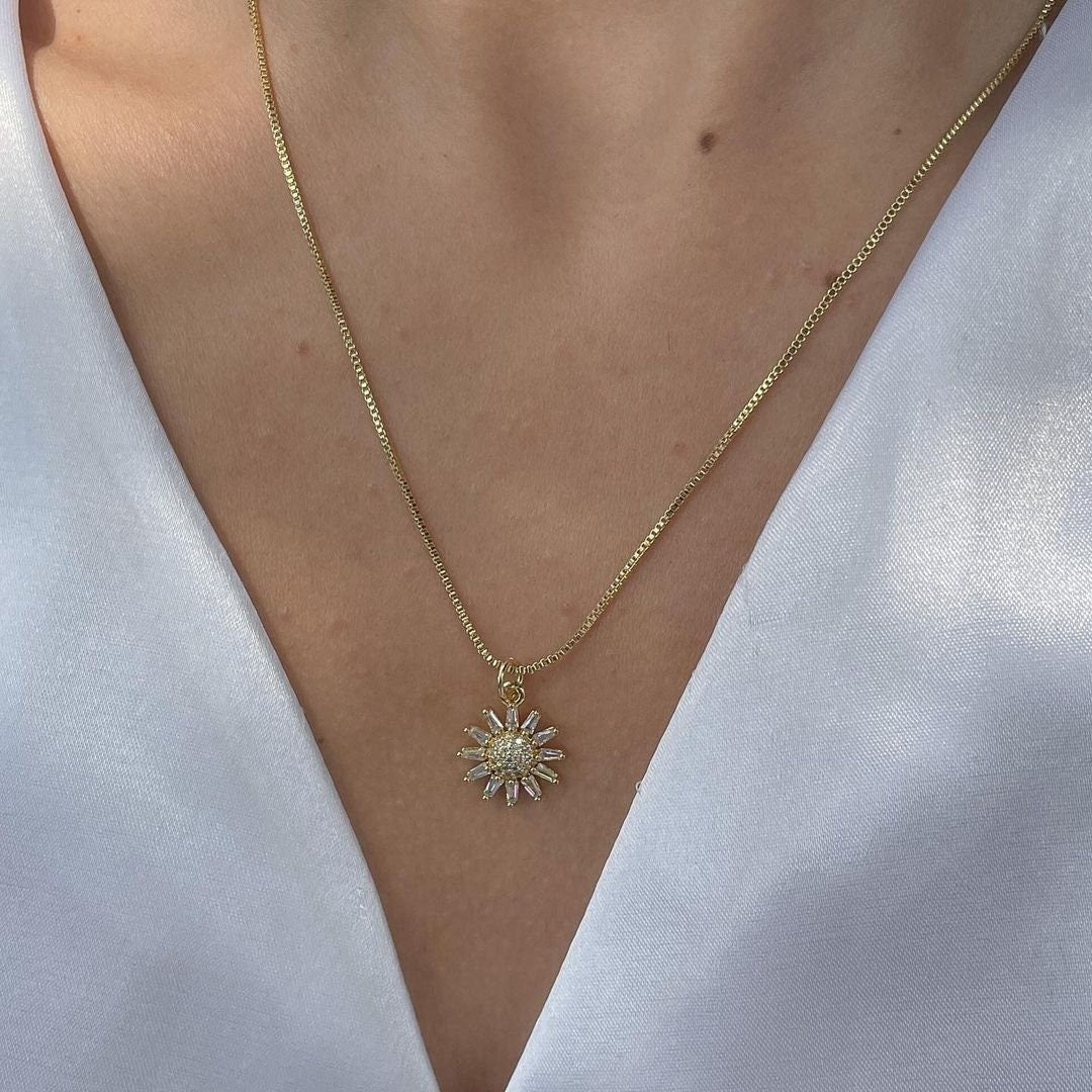 14K Solid Gold Diamond Star Woman Necklaces/ Tiny Gold Star Necklace for Woman/ Minimalist Gold Diamond Star Necklace Gifts for Her
