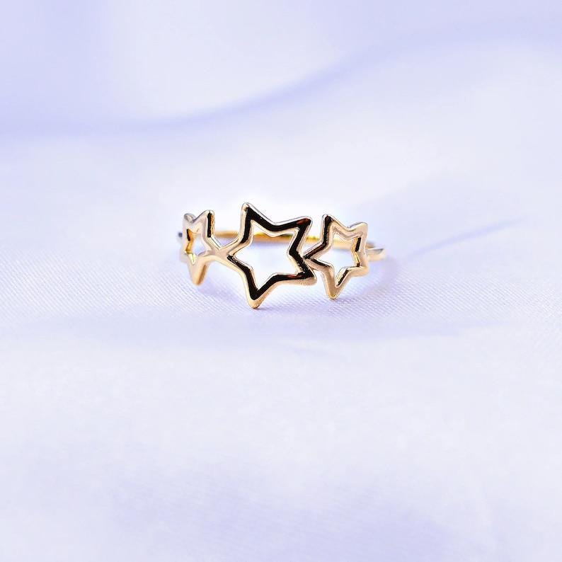 Trendy star ring, Three Stars Ring, Midi star ring, Minimalist Jewelry, Celestial Ring, Adjustable ring, Delicate ring, Christmas Ring