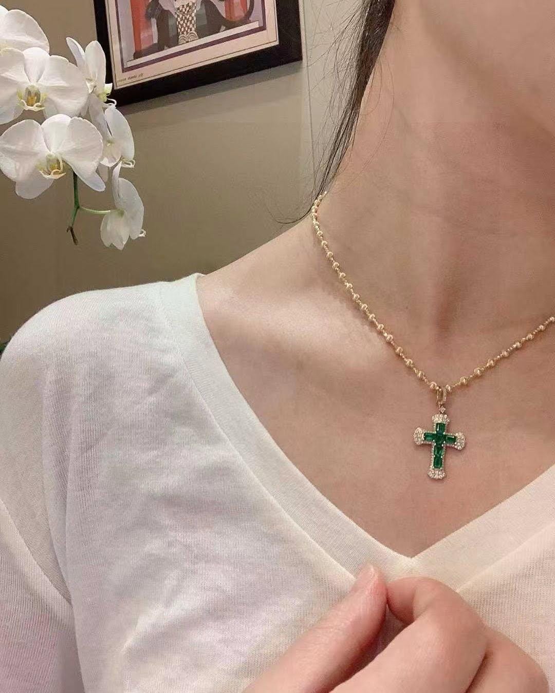 Natural Emerald Gemstone Solid 14k Gold Handmade Pendant, Emerald cross necklace, Birthday Gift Christmas/Engagement/Gift For Anniversary