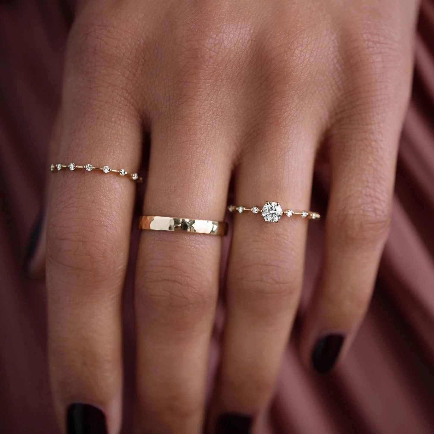 Oval Diamond Engagement Ring, Round Diamond Ring, Round 14k Gold Diamond Ring, Round simulated Diamond Ring, Distance Diamond Ring