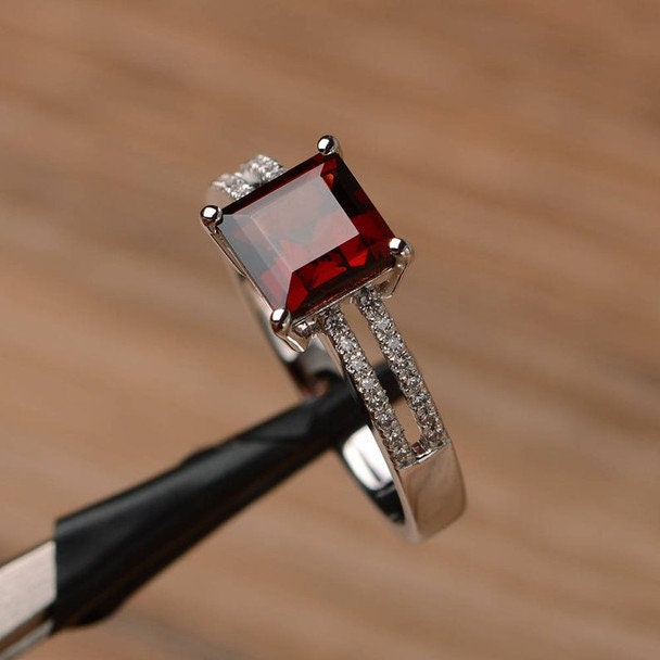 Natural Garnet Engagement Ring, Vintage Red Garnet Ring, Diamond Wedding Band Anniversary Rings, Red Birthstone, Women Jewelry,14k Gold Ring
