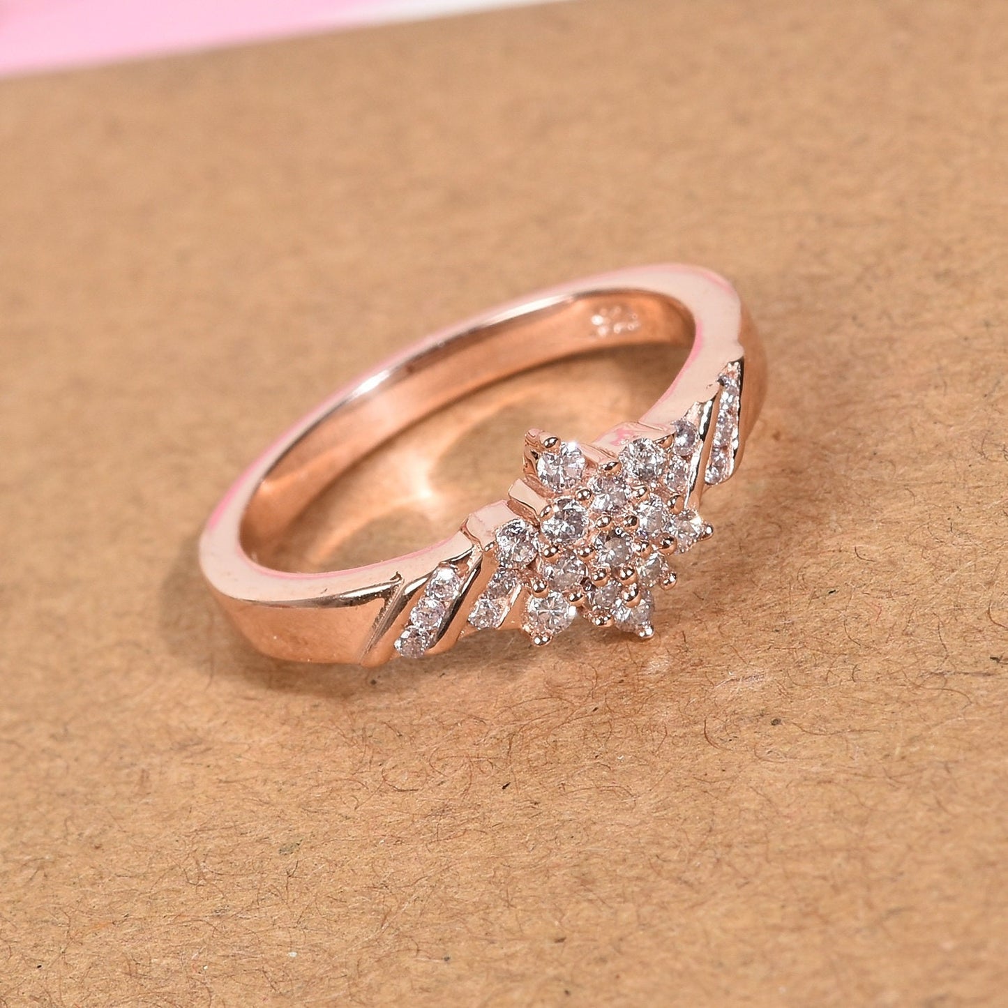 Elegant 1 CT Round Cut Diamond Flower Cluster Ring, Dazzling Women's Wedding Ring, Celebrate Love with this Stunning Diamond Flower Ring