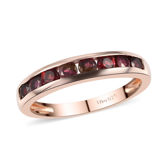 Natural garnet engagement ring, red gemstone ring, January birthstone ring, 14K gold ring, engagement gift, mothers day gift, Gift for her