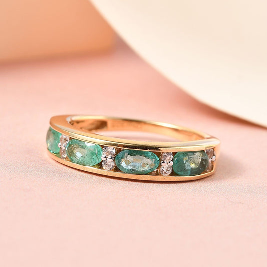 Vintage Emerald Diamond Ring: Yellow Gold Art Deco Wedding Band