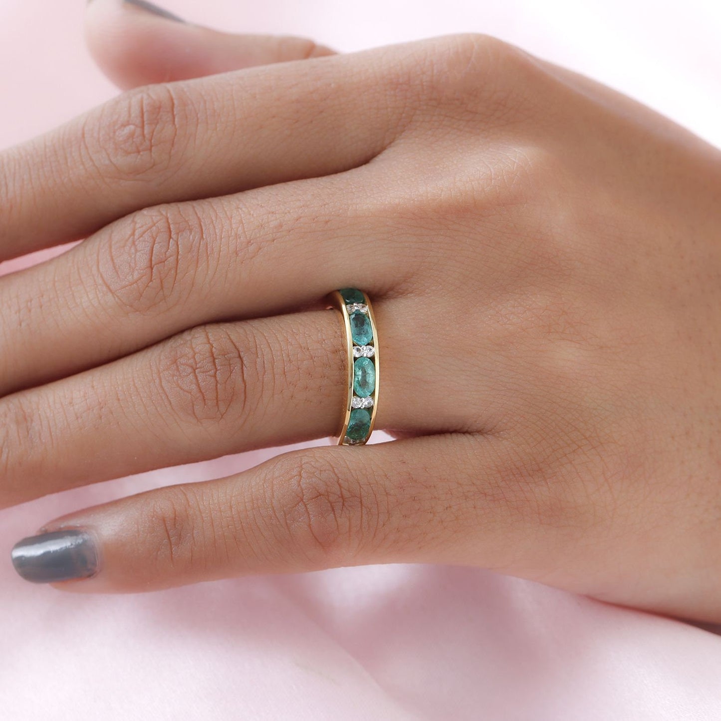 Vintage Emerald Diamond Ring: Yellow Gold Art Deco Wedding Band