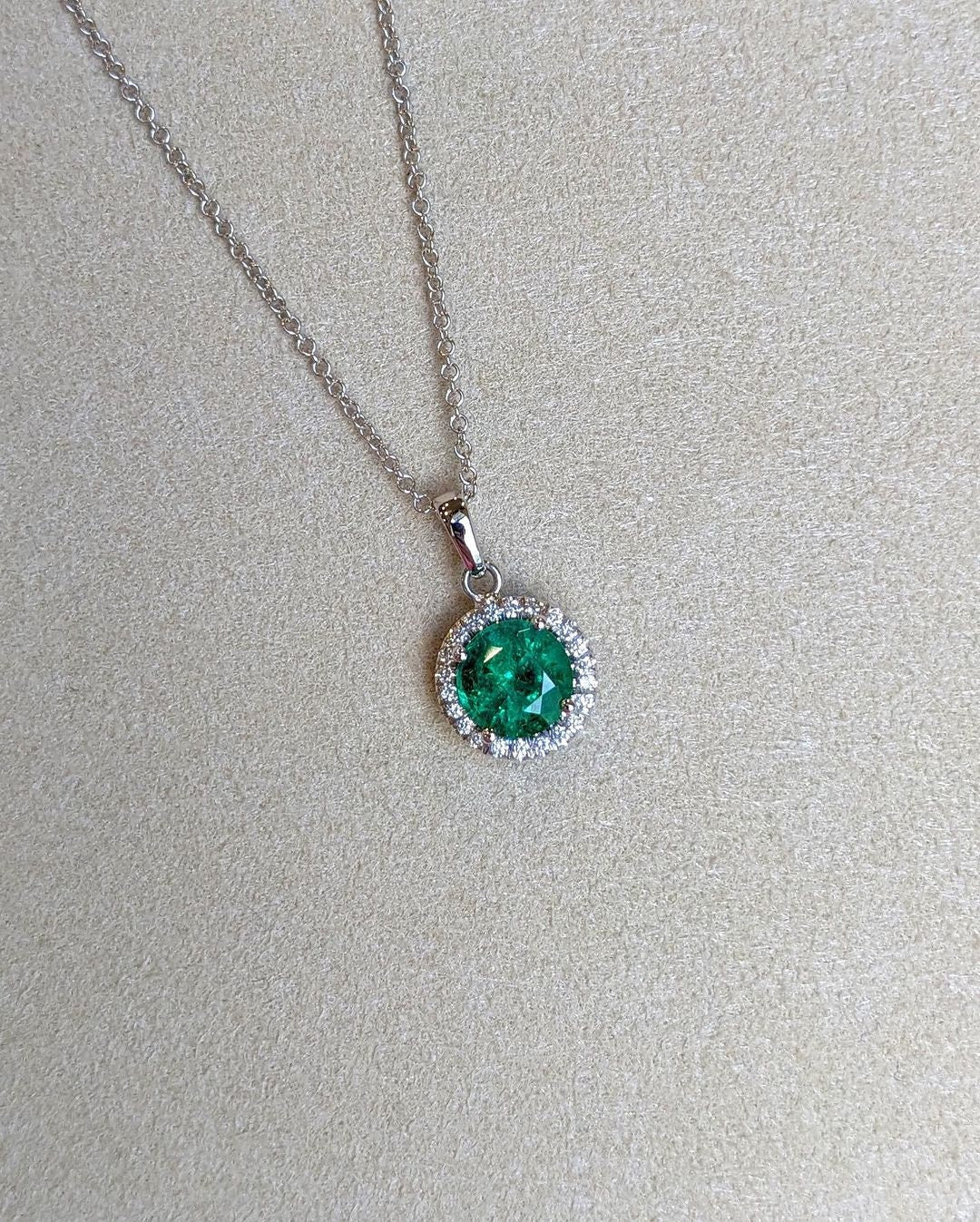 Natural Emerald Gemstone Solid 14k Gold Handmade Pendant/ Emerald necklace /Birthday /Christmas/Engagement/Gift For Anniversary/ Emerald