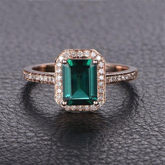 Elegant Gold Ring with Genuine Emerald- Perfect Anniversary Gift- Vintage-Inspired Emerald Cut Ring in Gold- Ring for a Special Anniversary