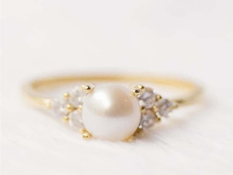 Vintage Pearl Ring, Freshwater Pearl gold ring, Pearl Gold Ring, Natural pearl ring, Dainty Pearl ring, Engagement Pearl Ring, Gift for her