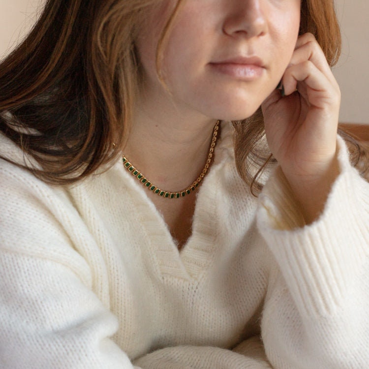 Emerald Necklace, Dainty Bezel Setting Necklace,Minimalist Necklace, Pendant Necklace, Statement Necklace, Gift for Her May Birthstone