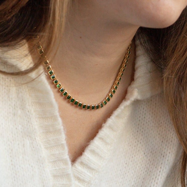 Emerald Necklace, Dainty Bezel Setting Necklace,Minimalist Necklace, Pendant Necklace, Statement Necklace, Gift for Her May Birthstone